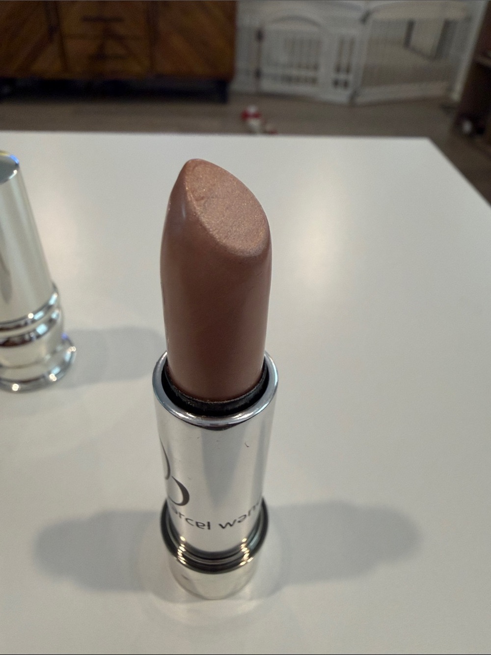 MAC Marcel Wanders - Annelie Sample Lipstick - Picture 3 of 4